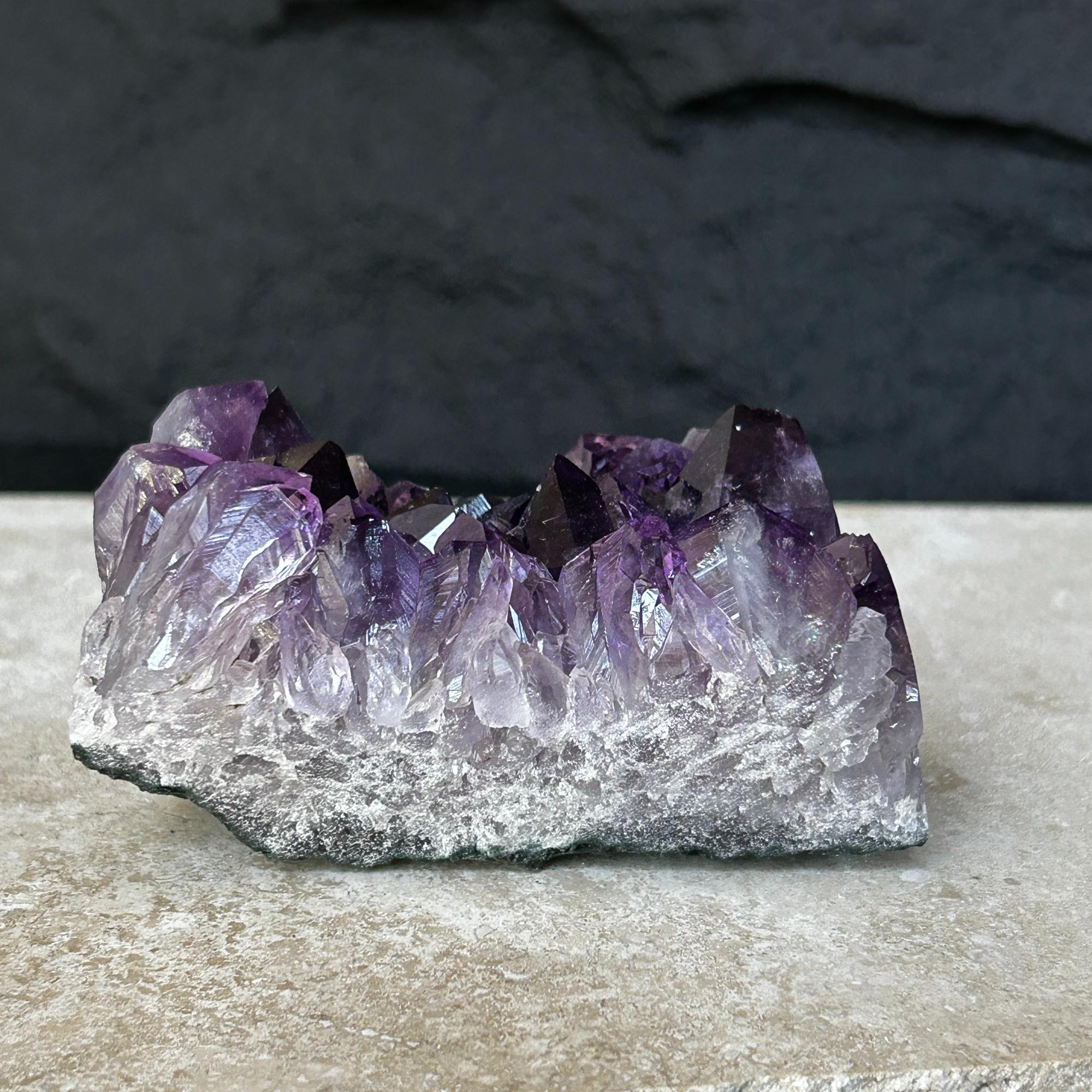 Flat amethyst, Unique raw crystal cluster - New Age Realms