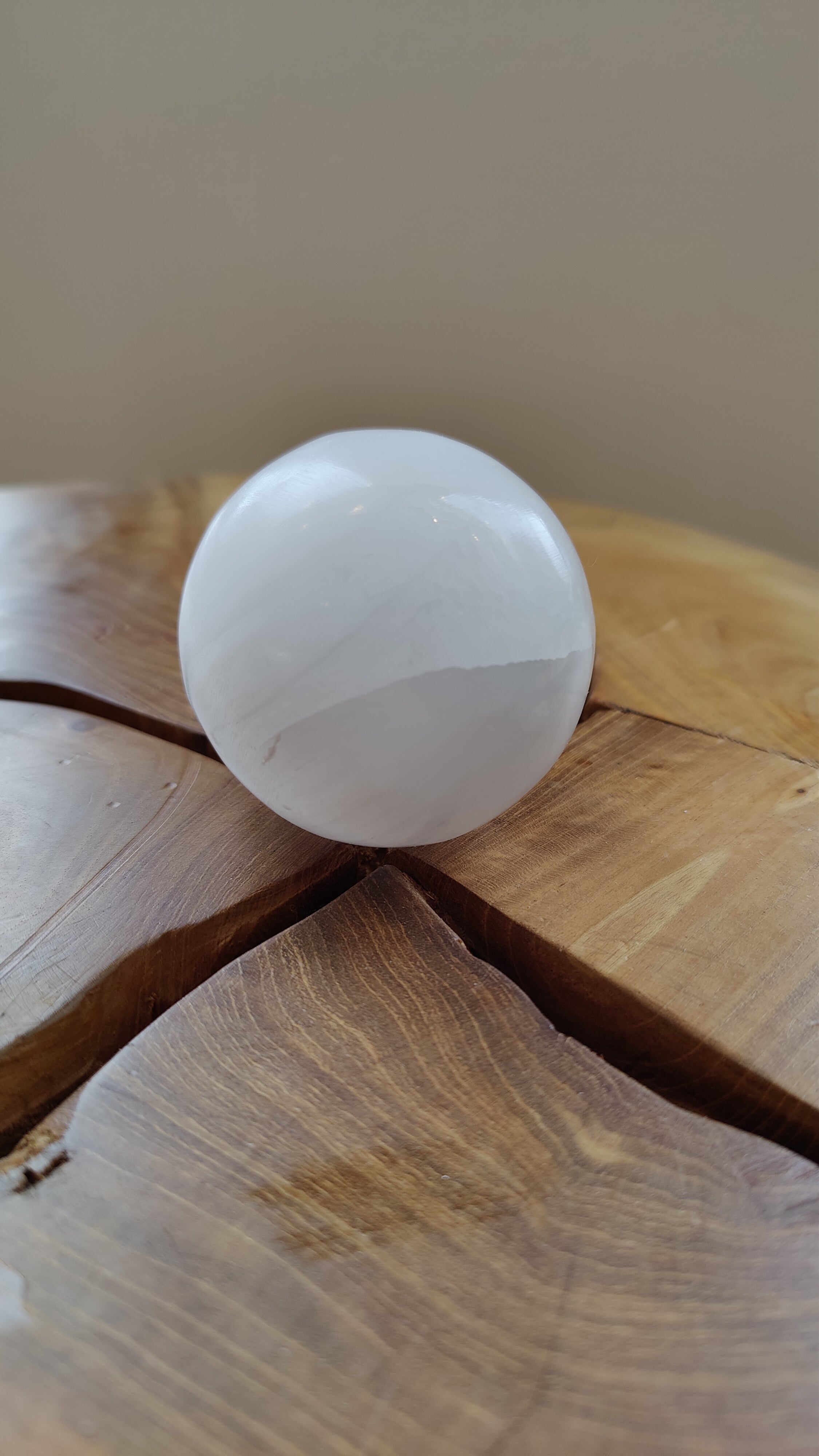 Selenite Sphere 6cm - New Age Realms