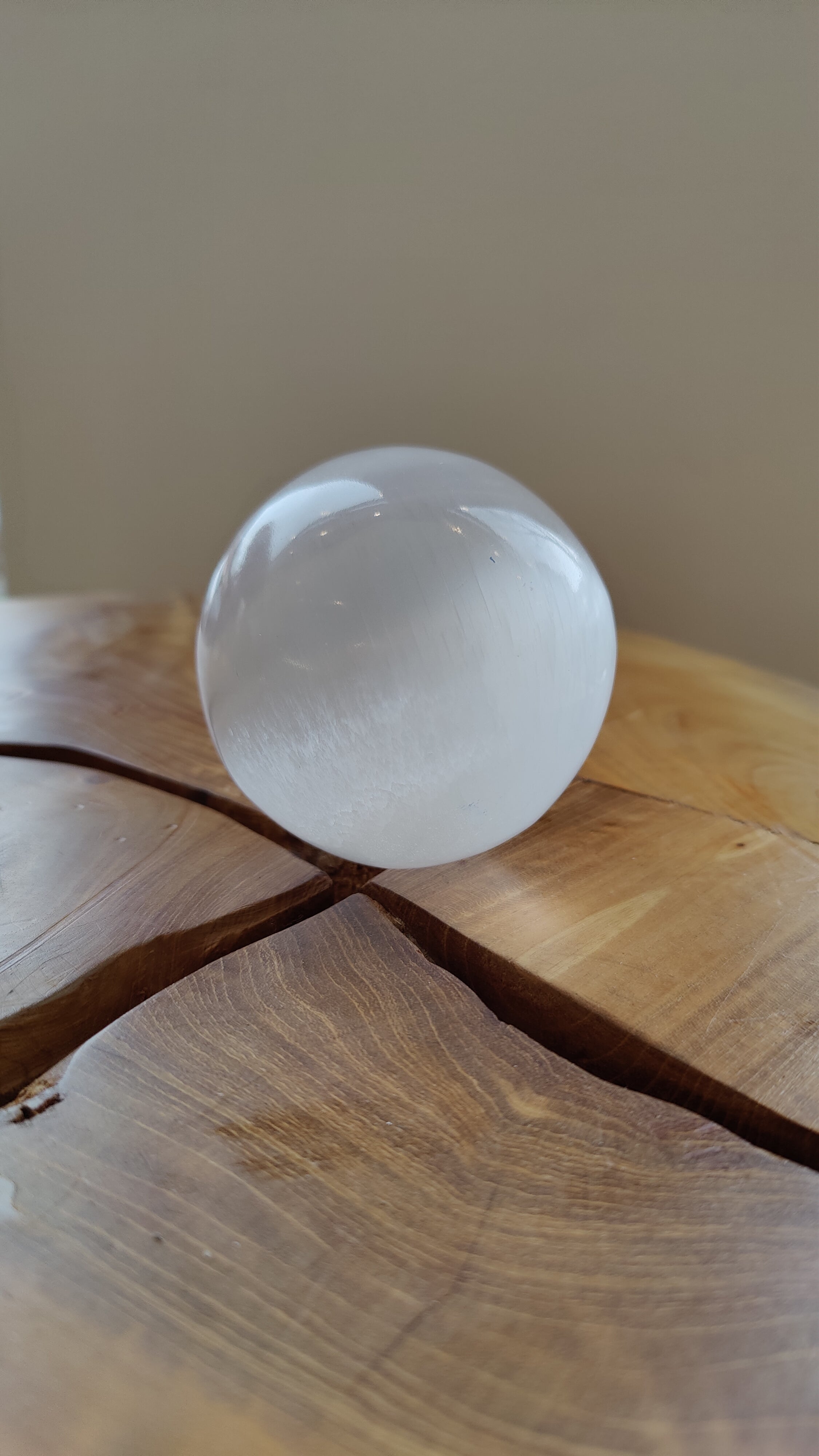Selenite Sphere 8cm - New Age Realms
