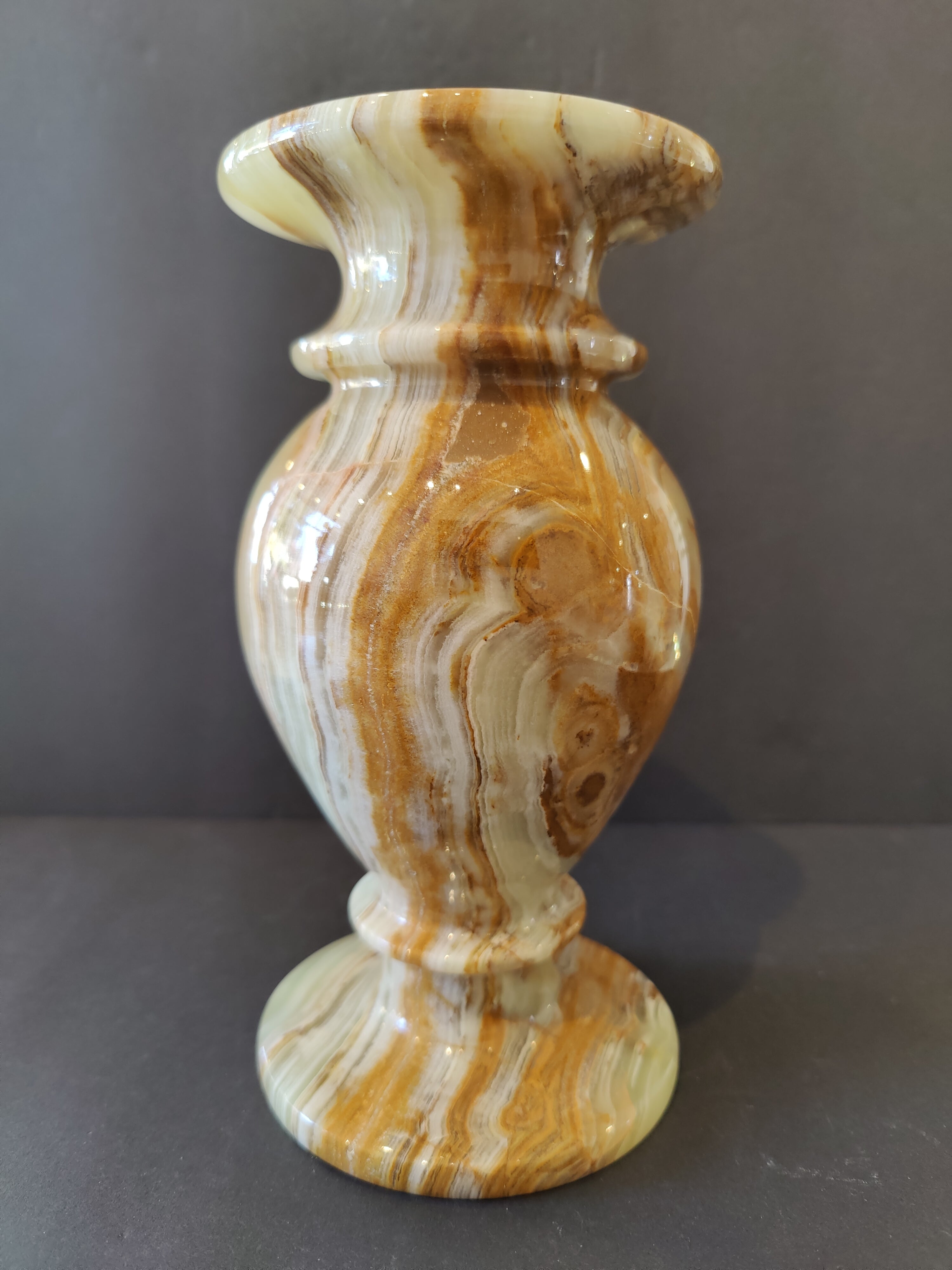 Green Onyx Decorative Vase 8" - New Age Realms