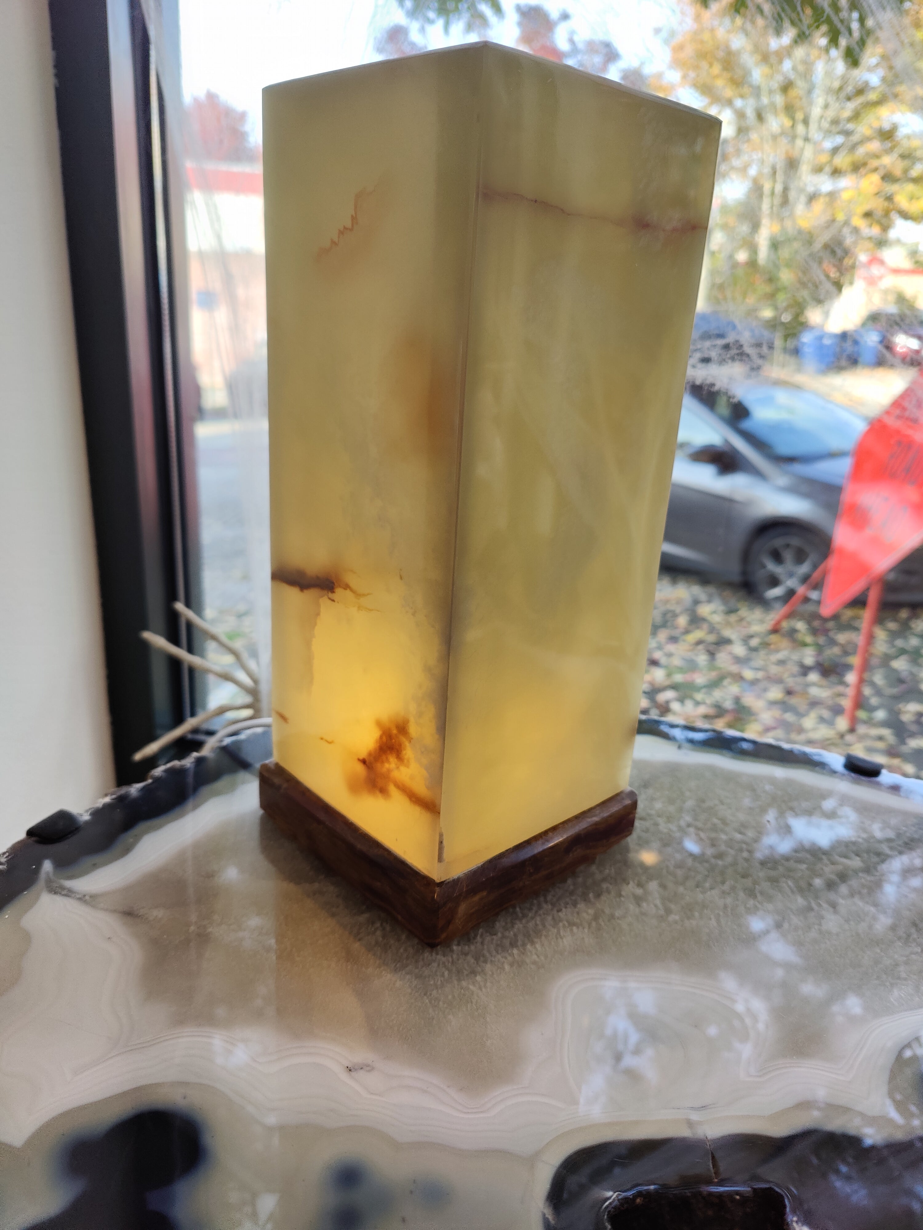 Green Onyx Square Lamp 14" - New Age Realms