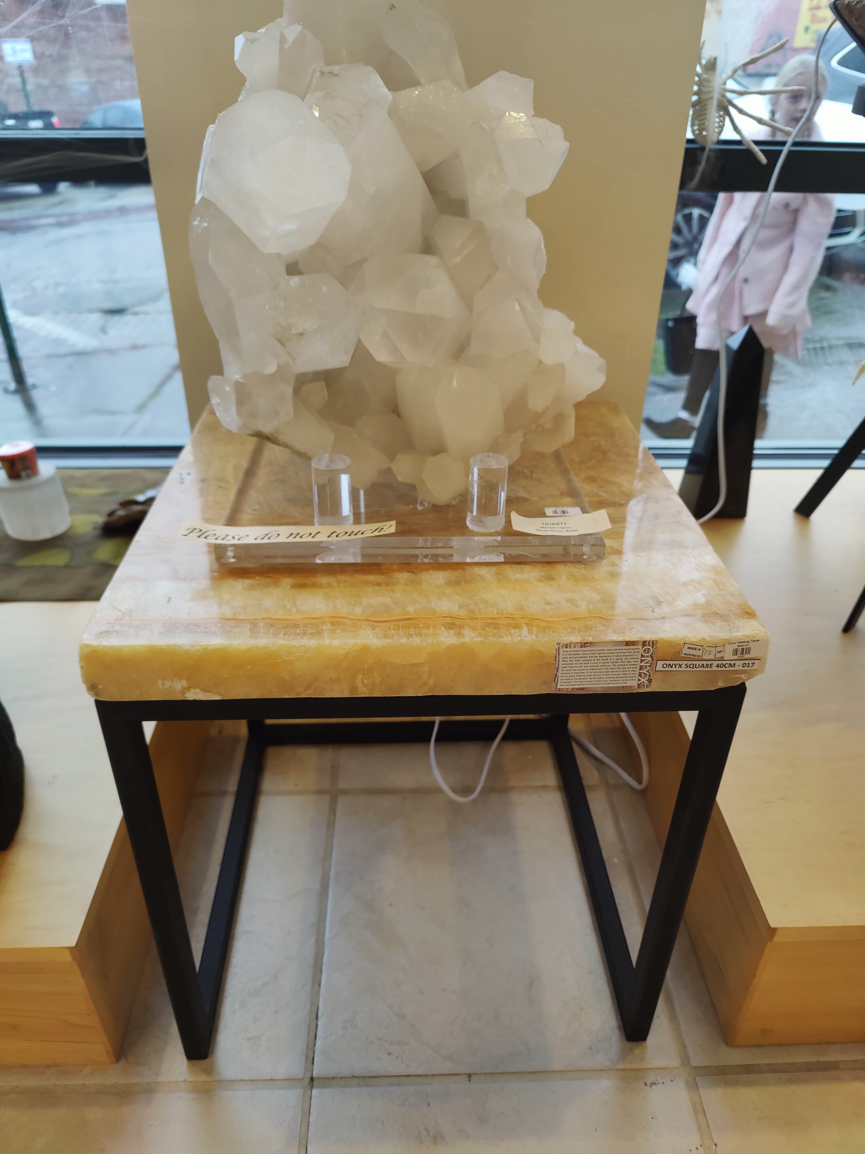 Onyx Nesting Table - New Age Realms