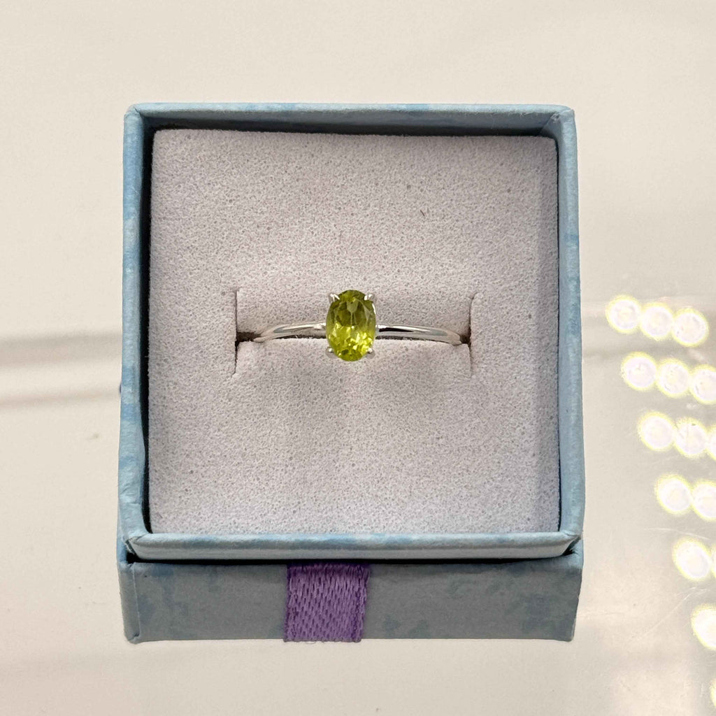 Dainty Peridot Ring