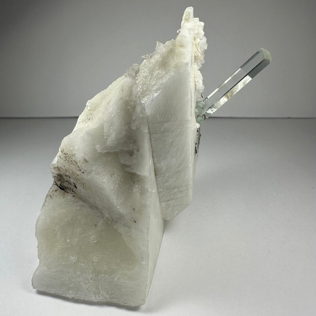 Aquamarine Beryl on Albite - New Age Realms