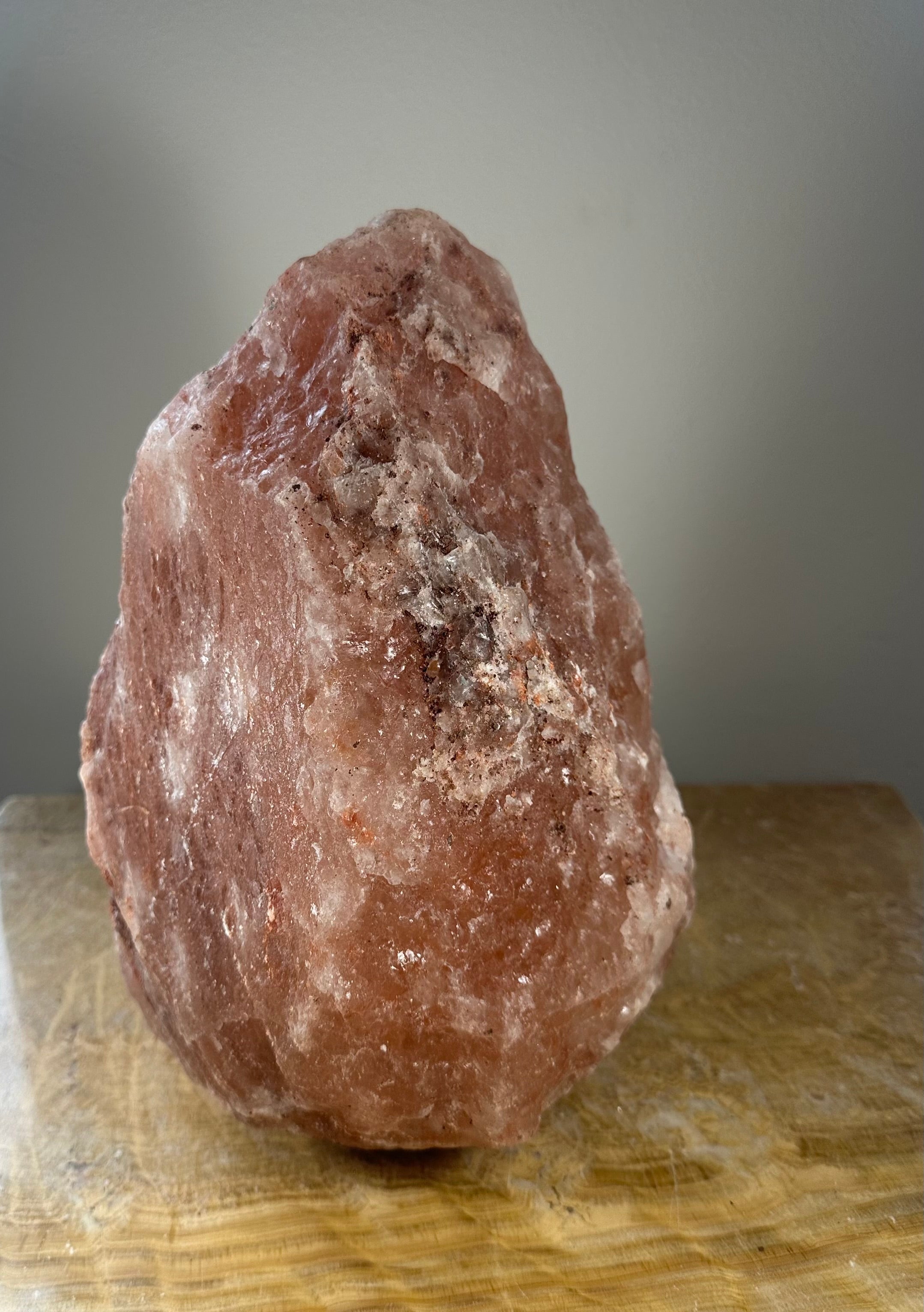 Himalayan Pink Salt Lamp - New Age Realms