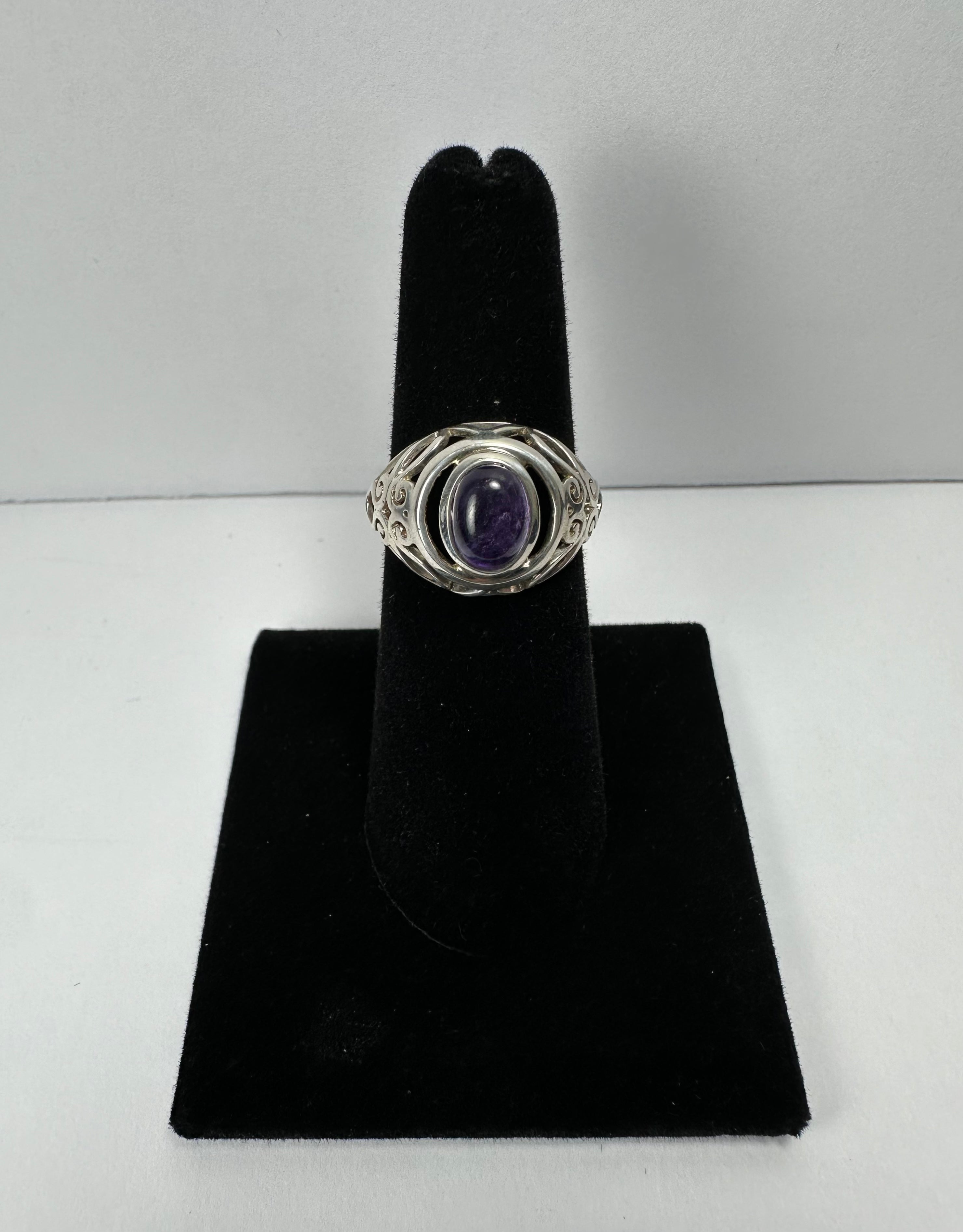 Amethyst Ring - Size 6 - New Age Realms