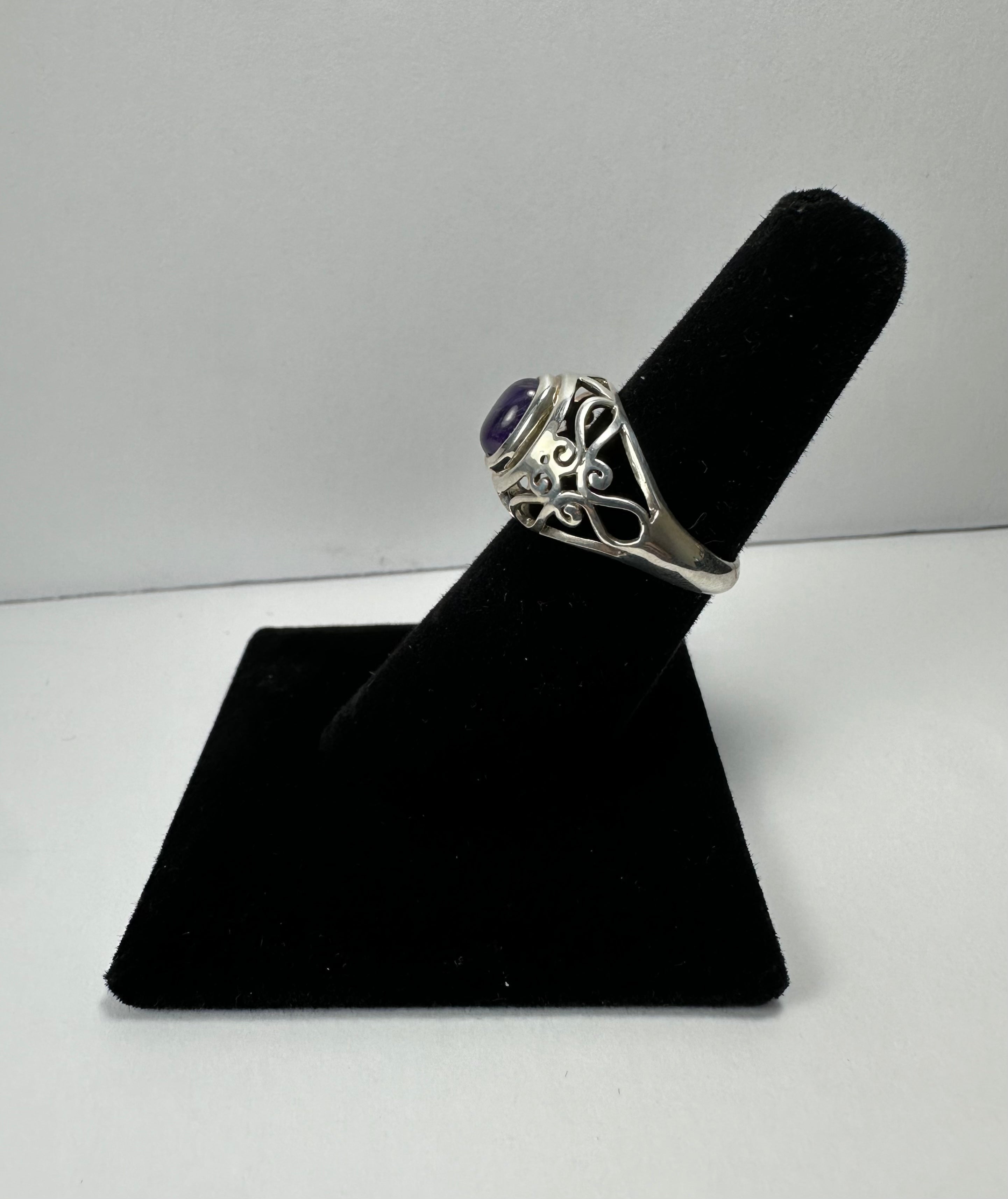 Amethyst Ring - Size 6 - New Age Realms
