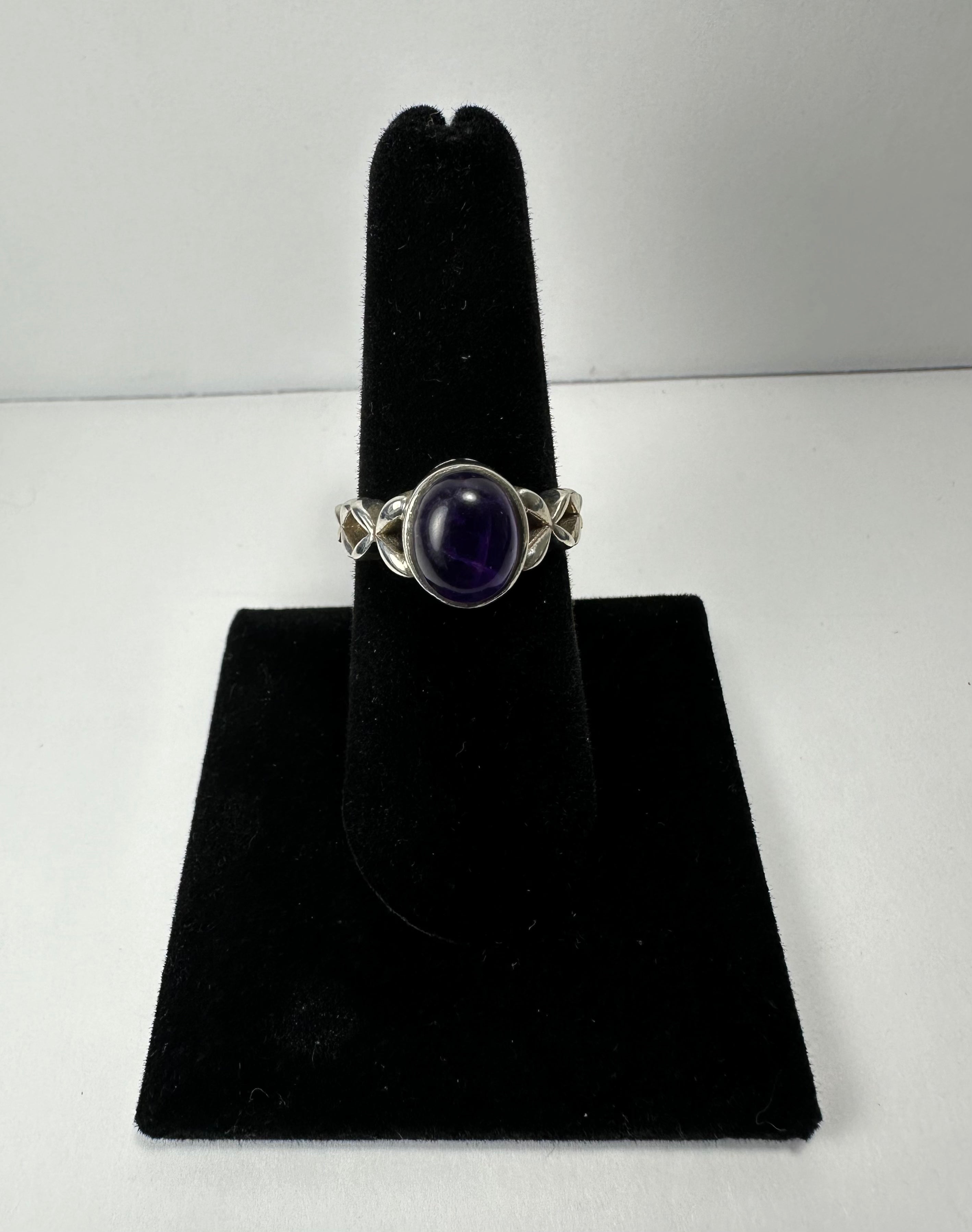Amethyst Ring - Size 7 - New Age Realms