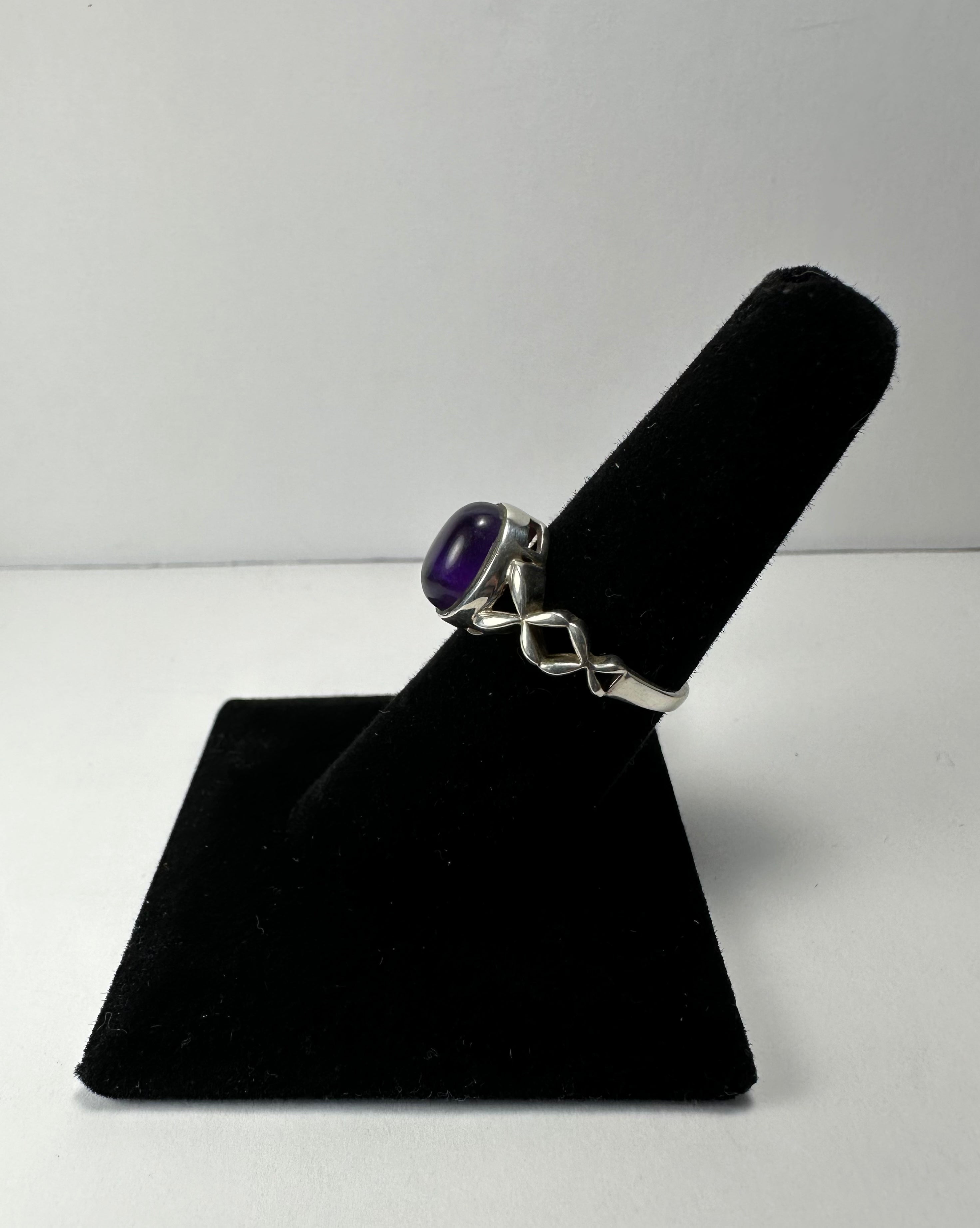 Amethyst Ring - Size 7 - New Age Realms