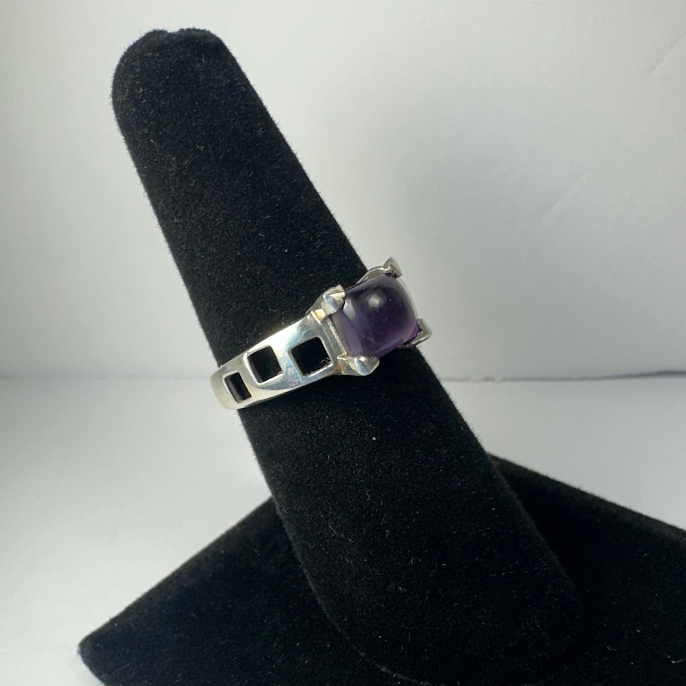 Amethyst Ring - Size 6.5 - New Age Realms