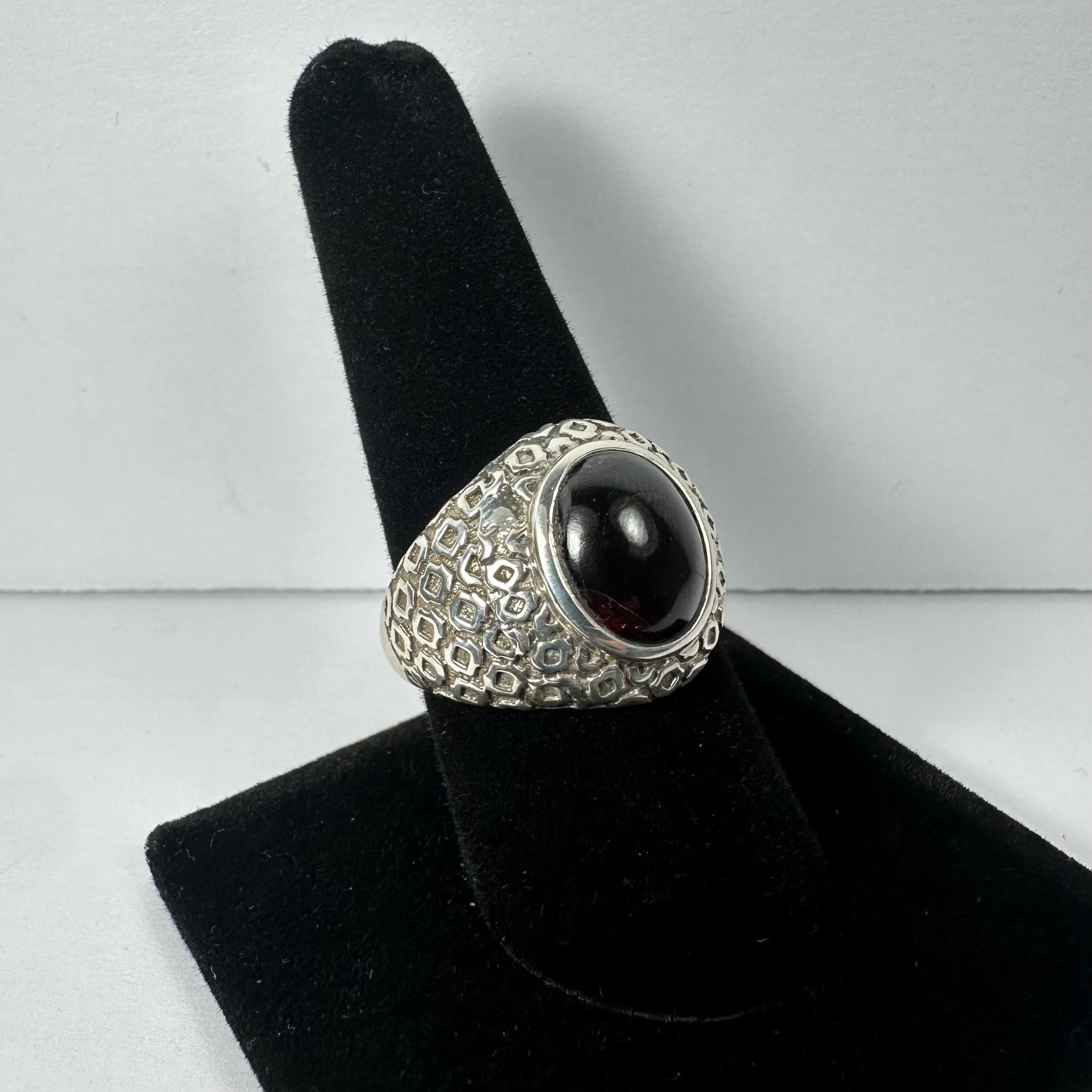 Garnet Ring - Size 8.5 - New Age Realms