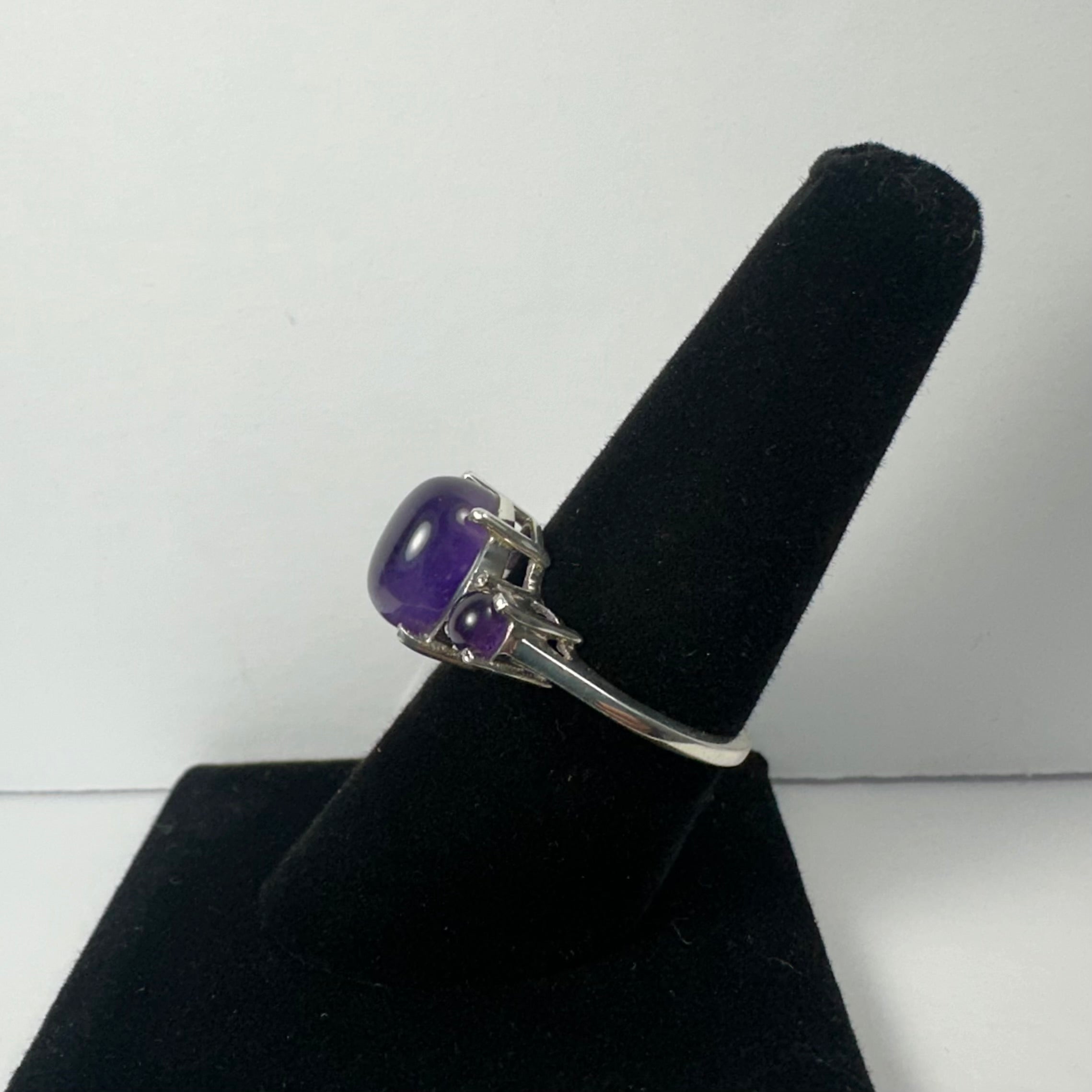 Amethyst Ring - Size 8 - New Age Realms