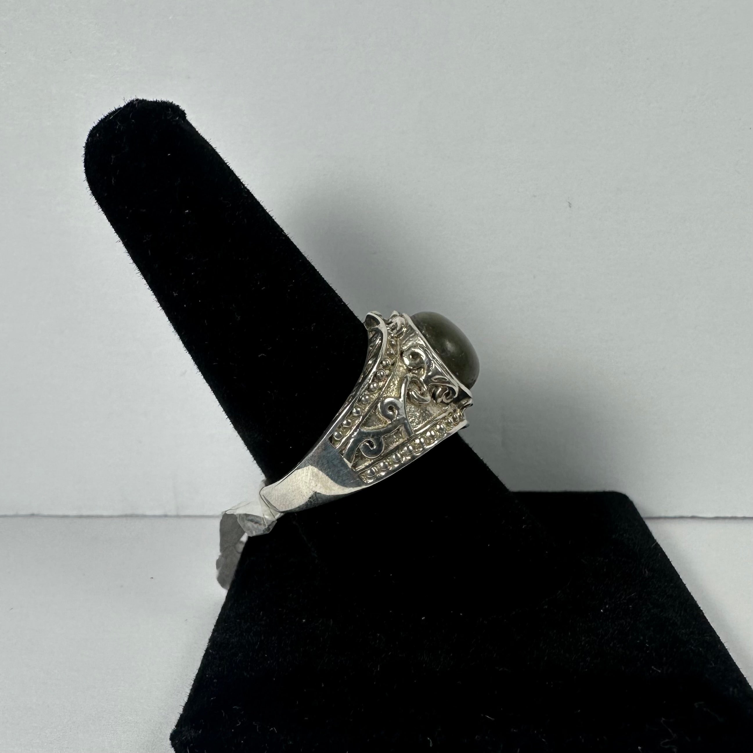 Labradorite Ring - Size 8.5 - New Age Realms