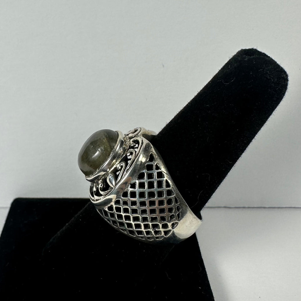 Labradorite Ring - Size 8.5 - New Age Realms