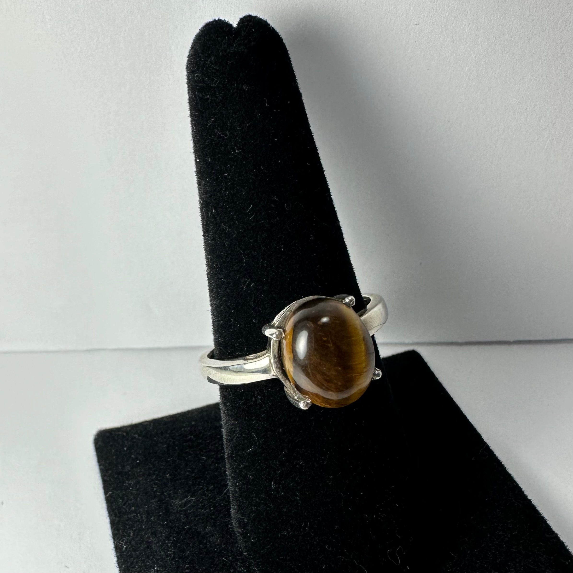 Tiger Eye Ring - Size 11 - New Age Realms