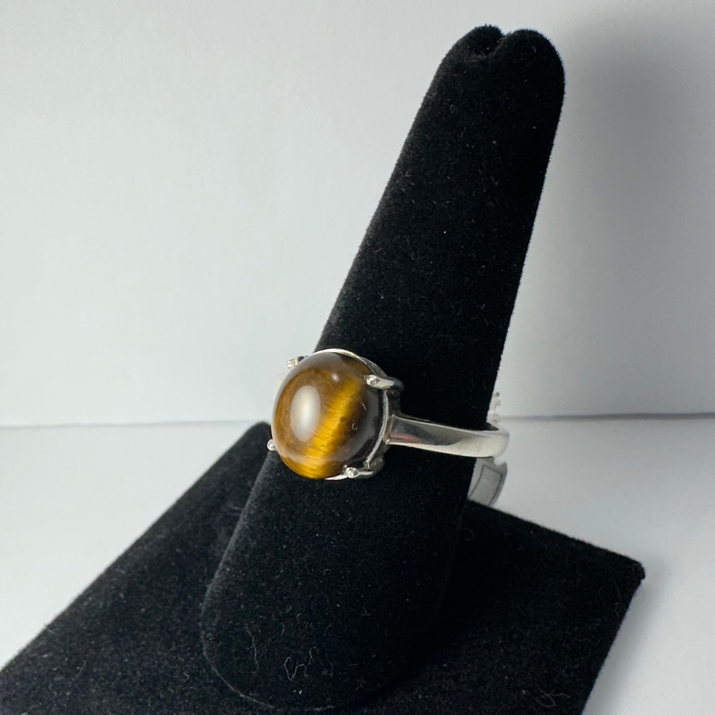Tiger Eye Ring - Size 11 - New Age Realms