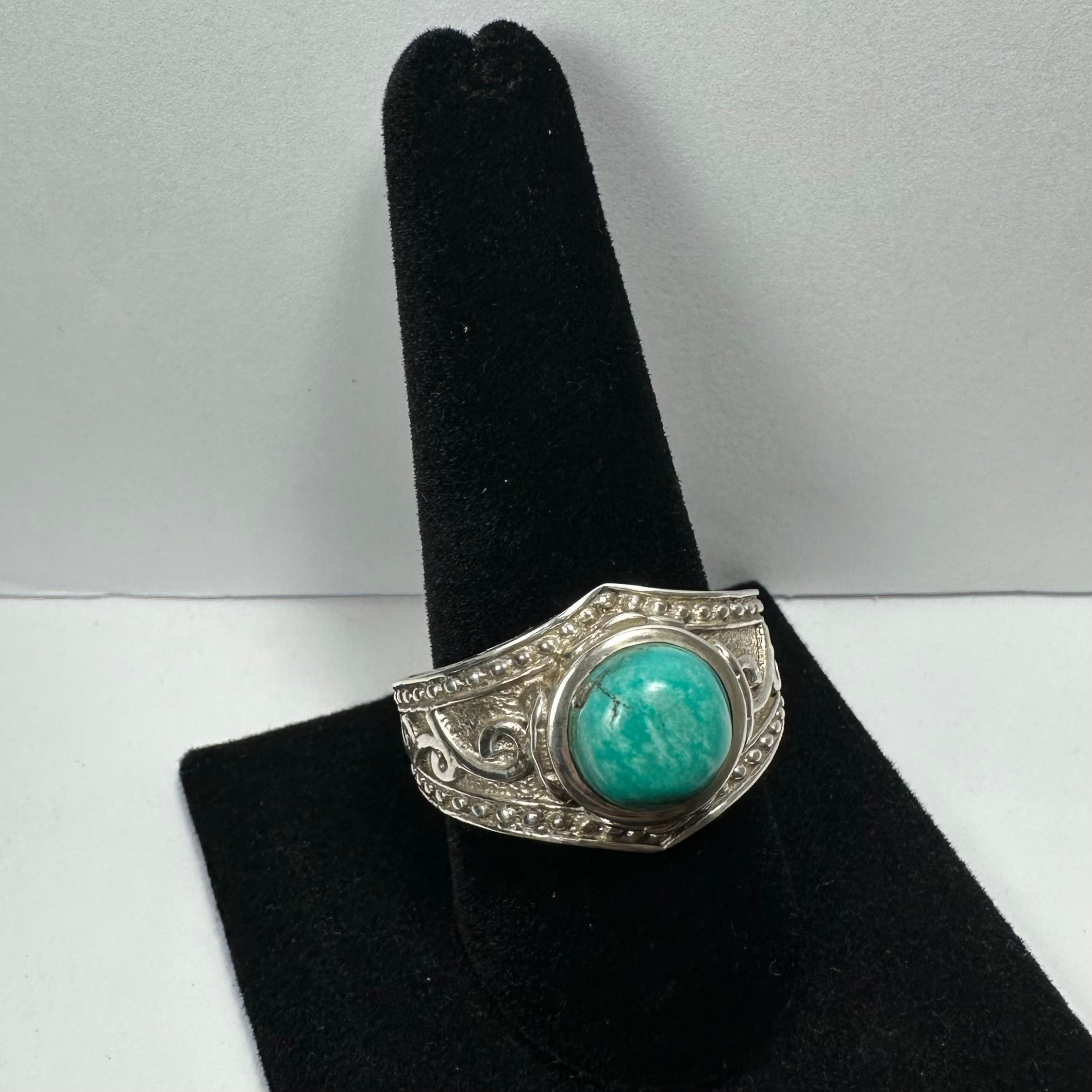 Turquoise Ring - Size 10.5 - New Age Realms