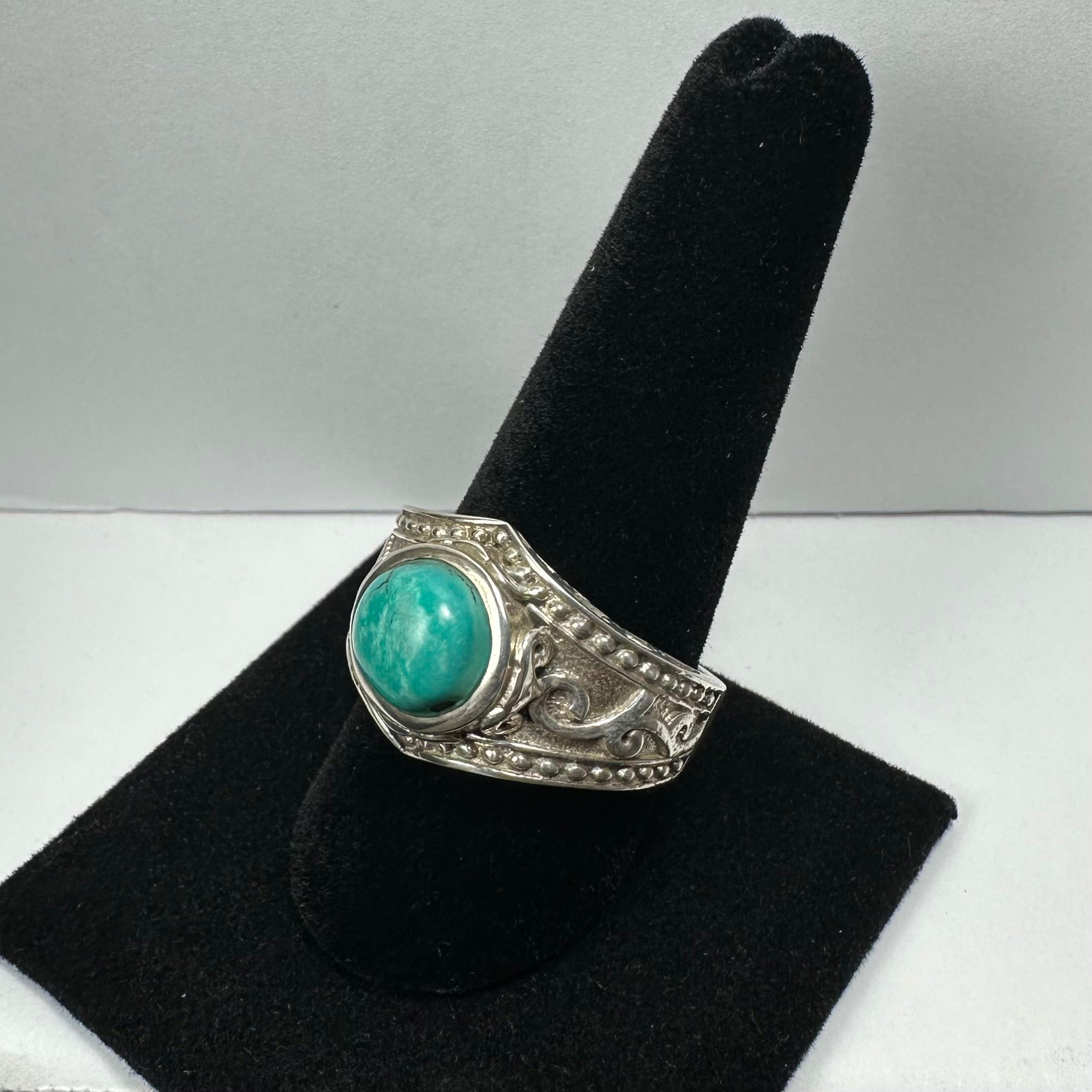 Turquoise Ring - Size 10.5 - New Age Realms