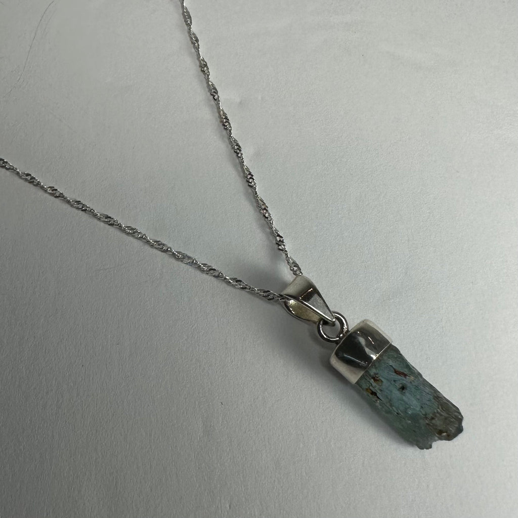 Natural Aquamarine Beryl Pendnat - New Age Realms