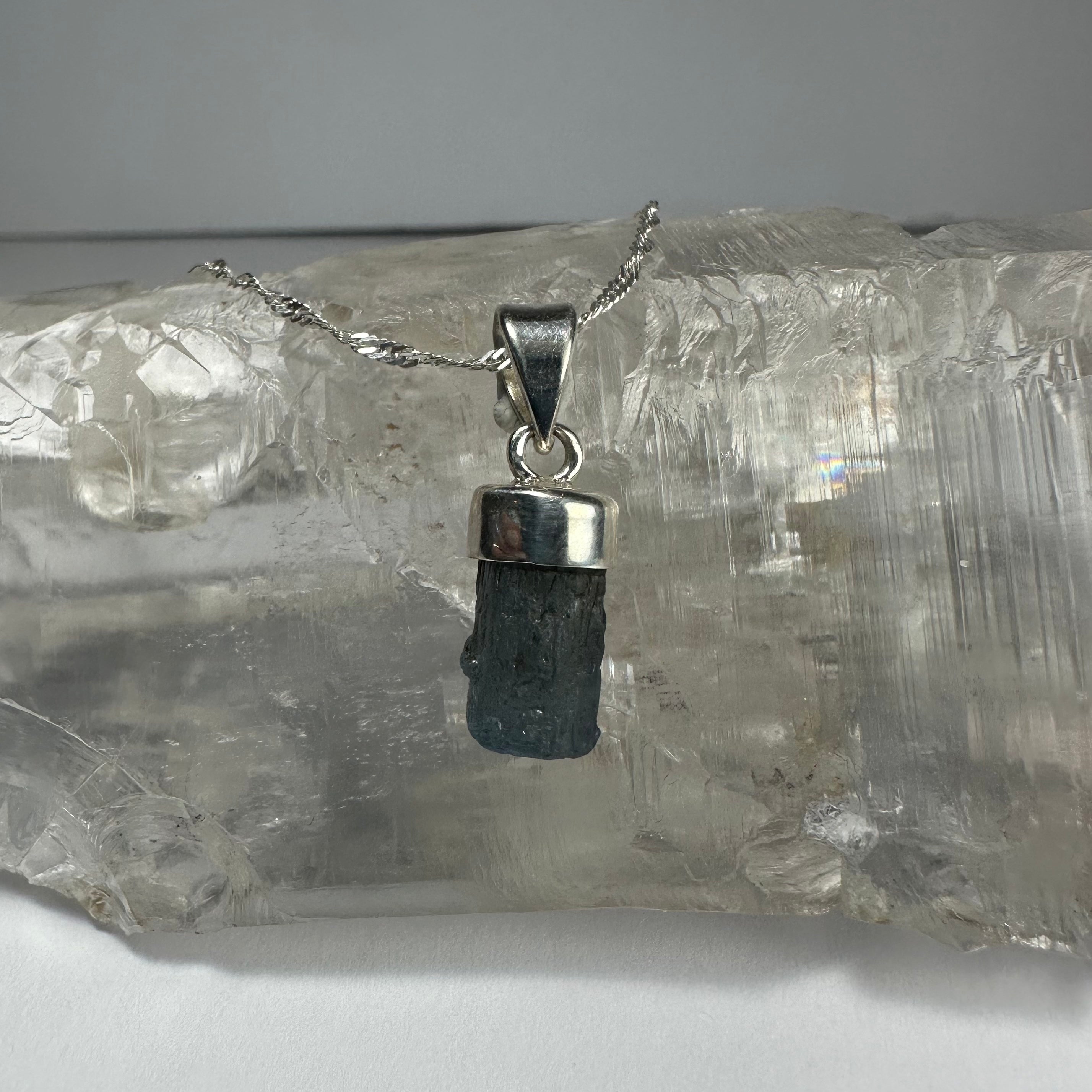 Natural Aquamarine Beryl Pendnat - New Age Realms