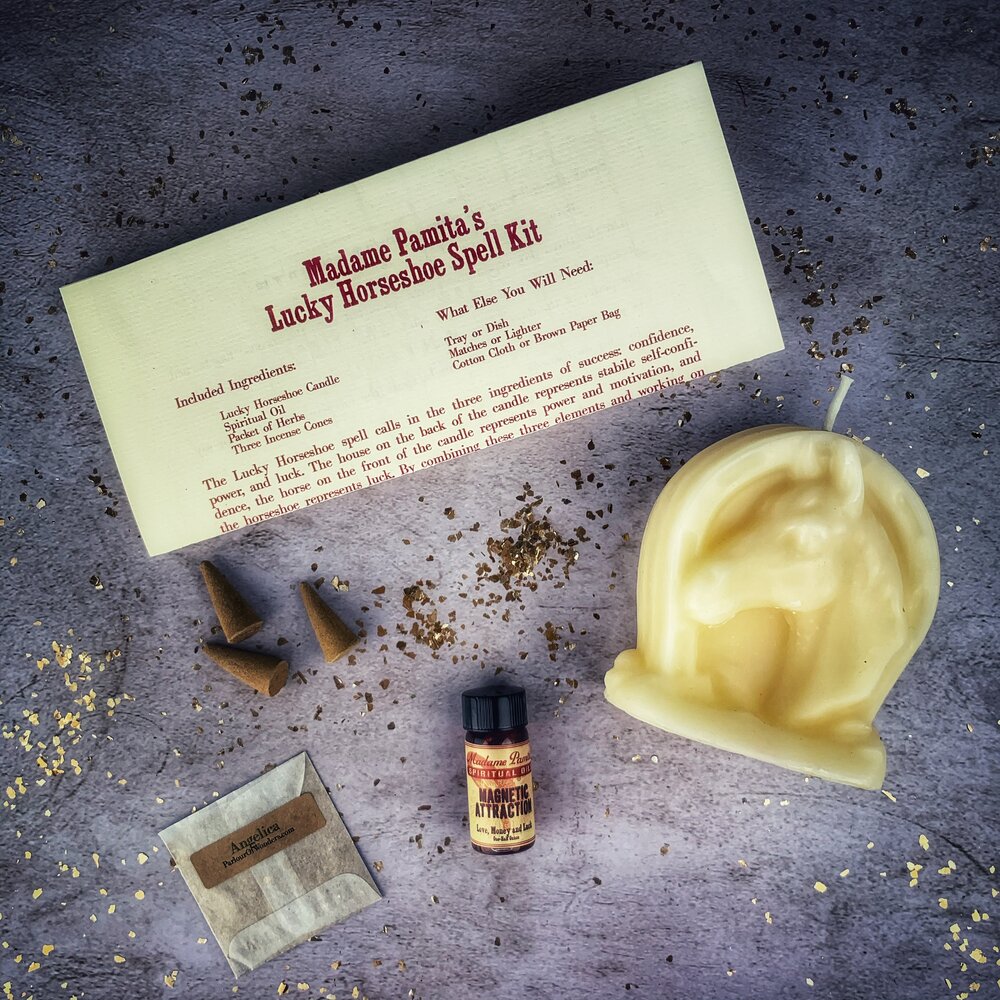Lucky Horseshoe Candle Ritual Kit - Luck & Power Magic